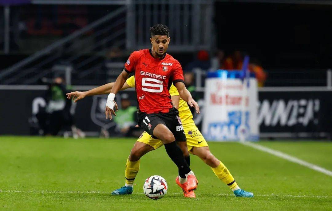 包含利尔主场惜败摩纳哥,陷入保级泥潭的词条 包含利尔主场惜败摩纳哥,陷入保级泥潭的词条