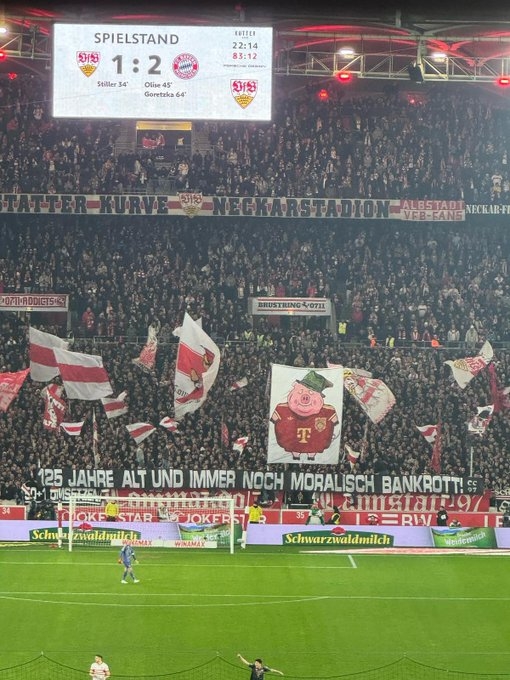 关于斯图加特球迷表示对球队成绩不满,要求提升表现的信息 关于斯图加特球迷表示对球队成绩不满,要求提升表现的信息