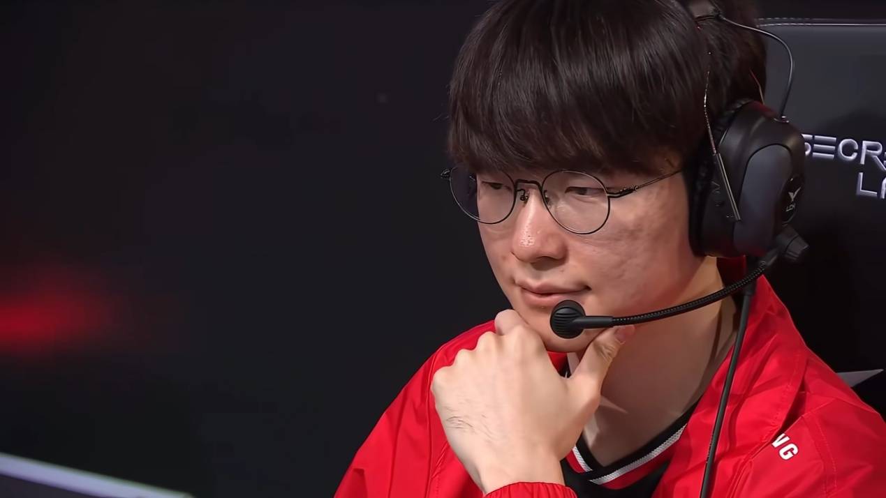 关于Uzi赛事官方发布爆冷新规，G2争议不断！的信息